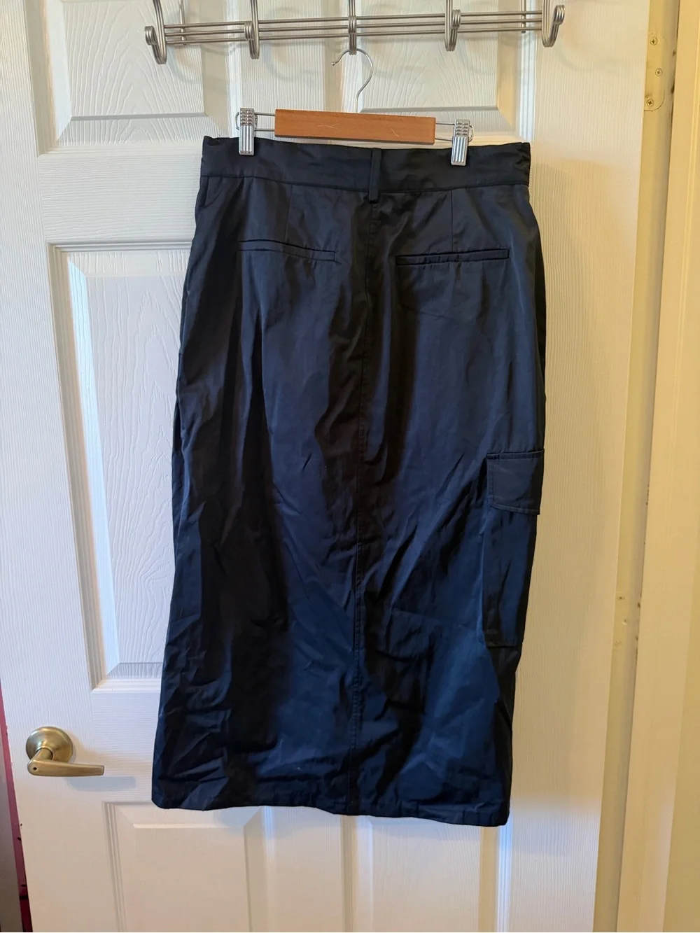 Zara Black Men's Cargo Midi Shorts with Front Zip